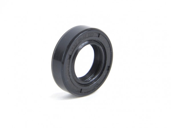 Oil Seal - interlock shaft